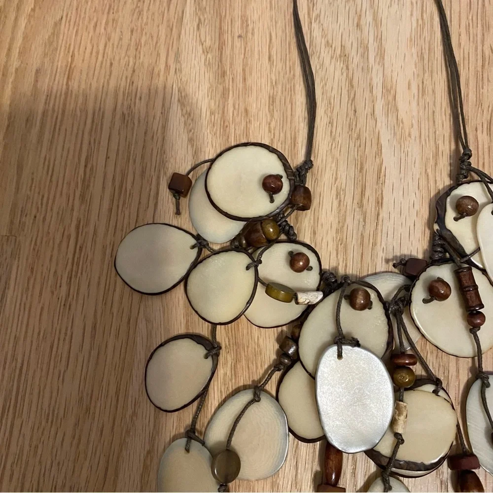 TAGUA WOMEN'S IVORA ILIANA NECKLACE Brown Cream Dangle Boho